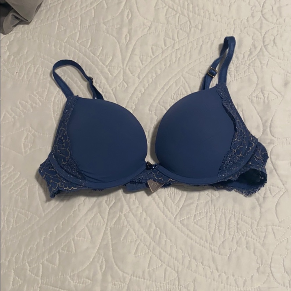 Lace Victoria’s Secret push up bra
